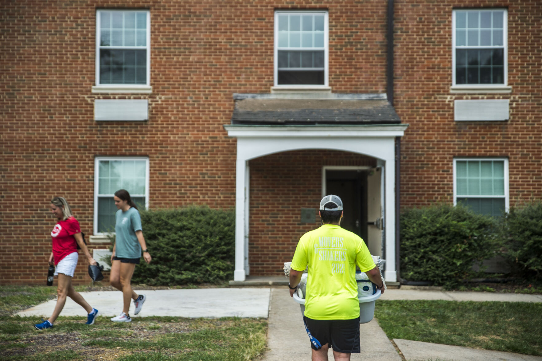 UofL move in